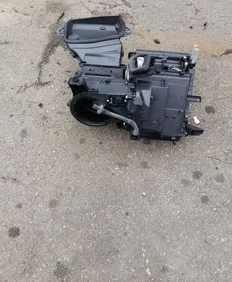 Toyota Yaris Interior heater climate box assembly housing 