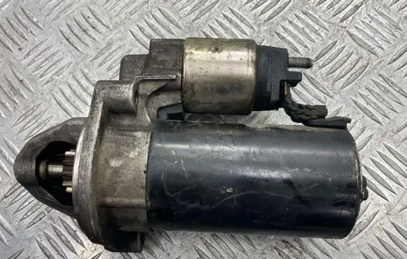 Mercedes-Benz C W204 Starter motor A0061512501