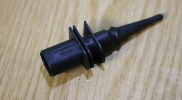 BMW 5 E60 E61 Outside/exterior temperature sensor 6936953