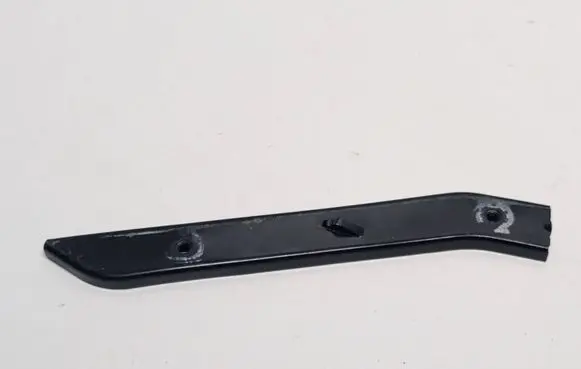 Front bumper mounting bracket