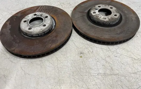 BMW X6 F16 Front brake disc 6898726