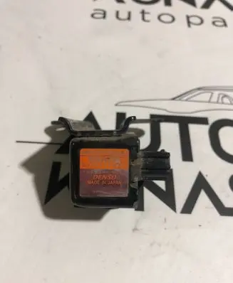 Toyota Prius (XW20) Airbag deployment crash/impact sensor G484547020