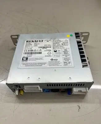 Renault Kadjar Radio/CD/DVD/GPS head unit 281153785R 410081 10R059355