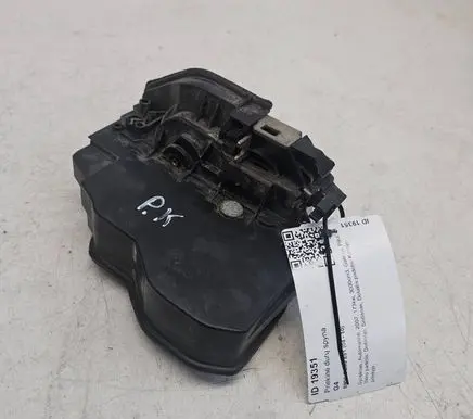 BMW 5 E60 E61 Front door lock 7036167