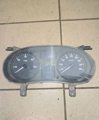 Renault Master II Speedometer (instrument cluster) P8200467948
