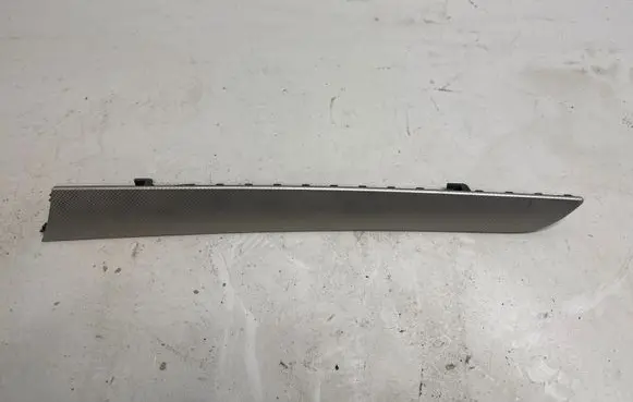 Audi A5 8T 8F Front door trim bar 8K0867410