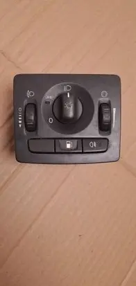 Volvo V50 Light switch 30669734 04W39T