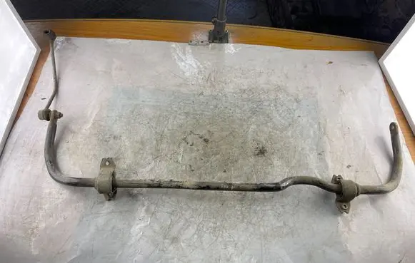 Volkswagen Golf Plus Front anti-roll bar/sway bar