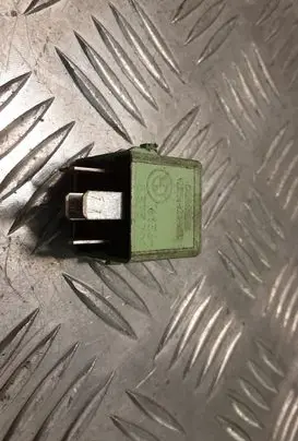 BMW 5 E60 E61 Other relay 8373700