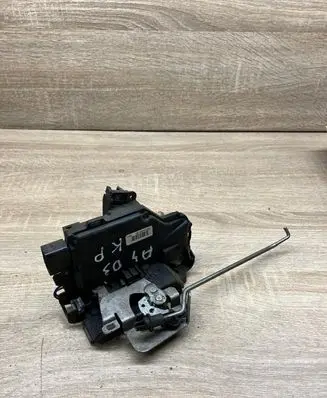 Audi A4 S4 B6 8E 8H Front door lock 4B1837015G LEFTSIDE