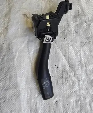 Audi A3 S3 A3 Sportback 8P Indicator stalk 8P0953513E 10002271 0027113404438