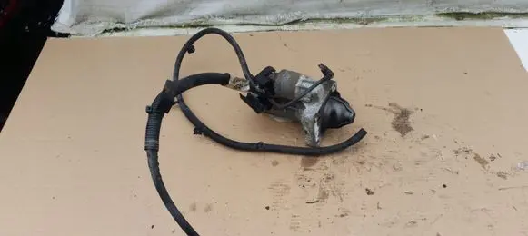Ford Focus Starter motor AV6N11000GB