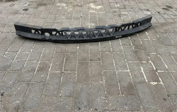 Front bumper foam support bar