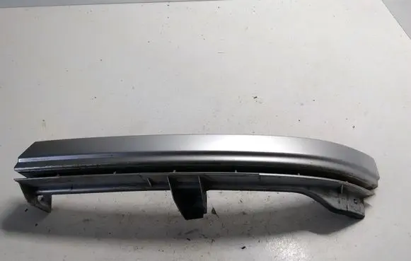 Under headlight/headlamp trim