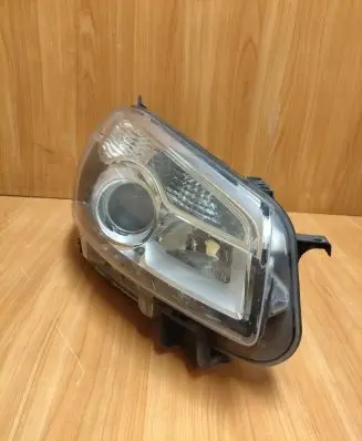 Nissan Qashqai Headlight/headlamp 26010BR01A 1LL01033508