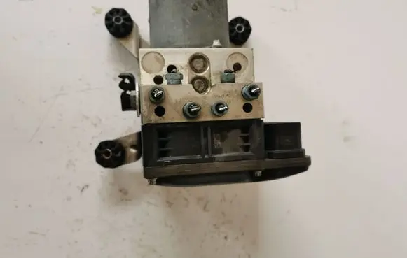 BMW 7 F01 F02 F03 F04 ABS Pump 0130108129