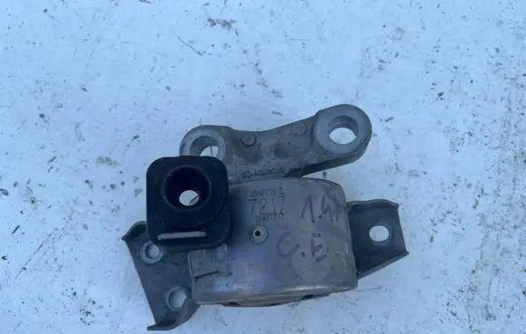 Opel Corsa E Engine mount vacuum valve 13427217