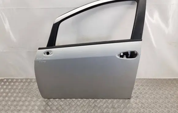 Fiat Punto (199) Front door 