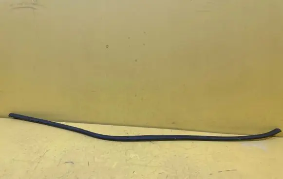 Citroen C4 I Picasso Rubber seal loading door RZ1R12P3K13
