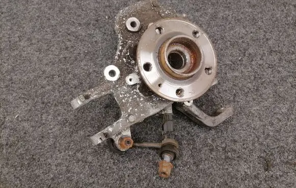 Volvo XC90 Rear wheel hub 31658320