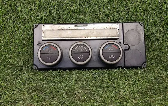 Nissan Pathfinder R51 Climate control unit 27500EB56C