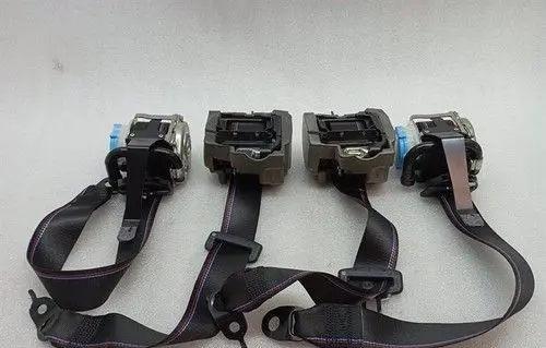 BMW M4 G82 G83 Front seatbelt buckle 8097753