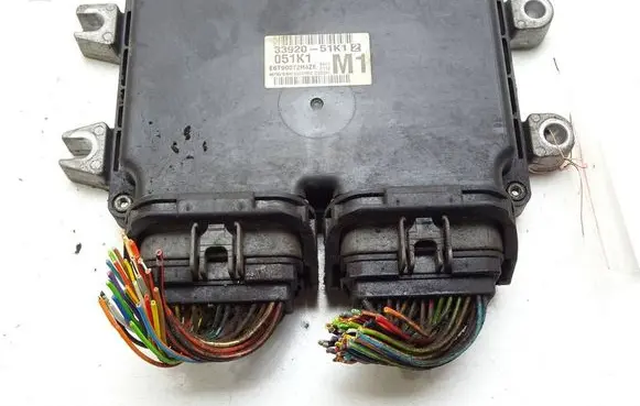 Suzuki Splash Engine control unit/module ECU 3392051K12