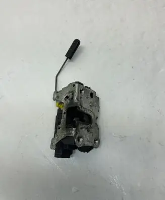 Renault Master II Front door lock