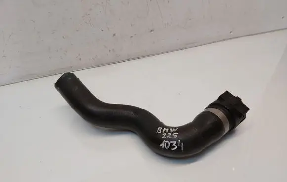 BMW 2 F45 Engine coolant pipe/hose