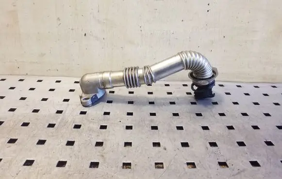 Citroen DS4 EGR valve line/pipe/hose 9803250080