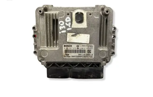 Hyundai i30 Engine control unit/module 0281017213 391142A412 1039S46914