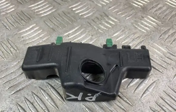 KIA Sorento Fender mounting bracket 86513C6000