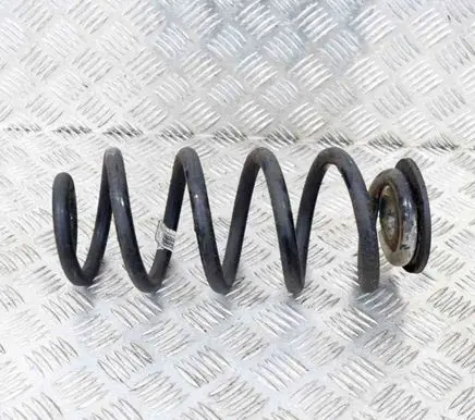 Volvo XC40 Rear coil spring 31658699