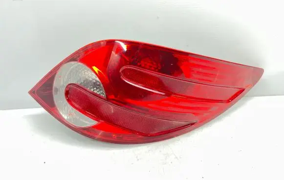 Mercedes-Benz R W251 Rear/tail lights A2518200464 A2518200264