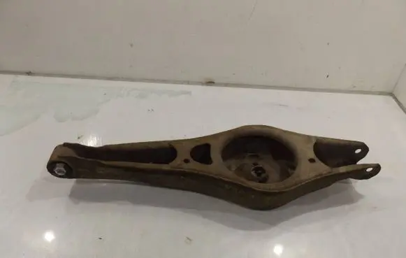Volkswagen Touran I Rear upper control arm/wishbone