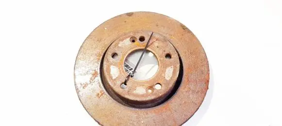Hyundai i30 Front brake disc ventiliuojamas