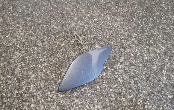 Opel Astra J Front tow hook cap/cover