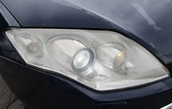 Renault Laguna III Headlight/headlamp 89901837