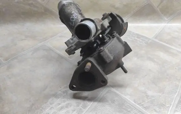 Toyota Yaris Turbo 7662591