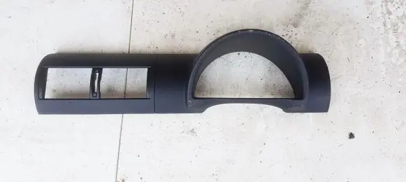 Volkswagen Fox Dashboard trim 5Z2858069