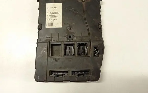 Renault Megane II Comfort/convenience module 8200780018