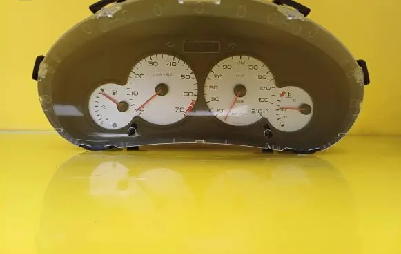 Peugeot 206 Speedometer (instrument cluster) 9648836680