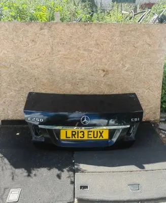 Mercedes-Benz E W212 Tailgate/trunk/boot lid