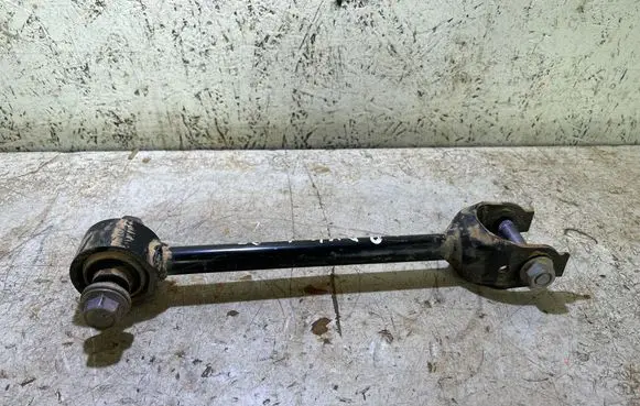 Toyota RAV 4 (XA50) Rear control arm