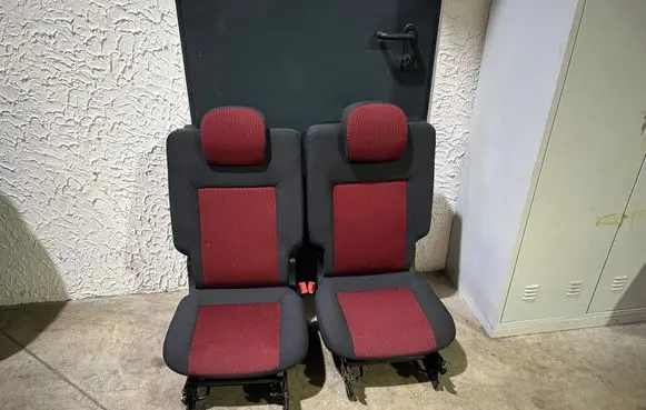 Rear seat