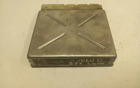 Volvo S80 Engine control unit/module 1t0101c00