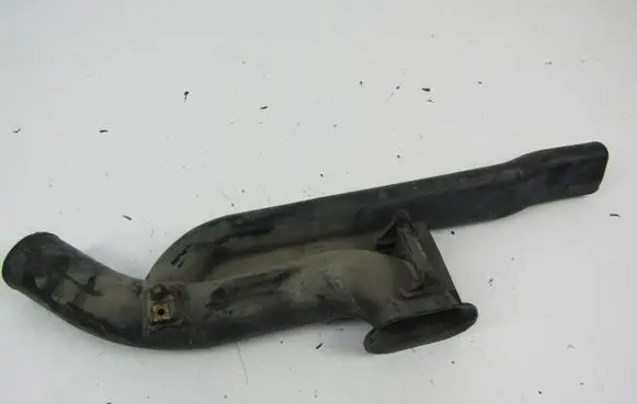 Opel Corsa C Air intake hose/pipe 24403891