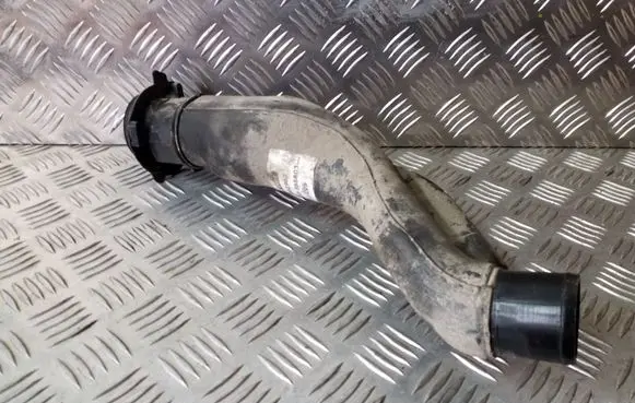 Fuel tank filler neck pipe