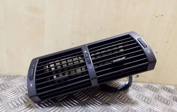 BMW X5 E53 Dash center air vent grill 64228402221 8402221 64118383990