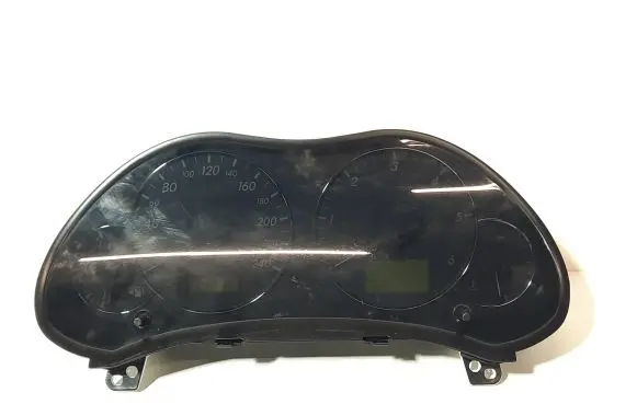 Speedometer (instrument cluster)